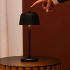 Anton Black - trådløs bordlampe